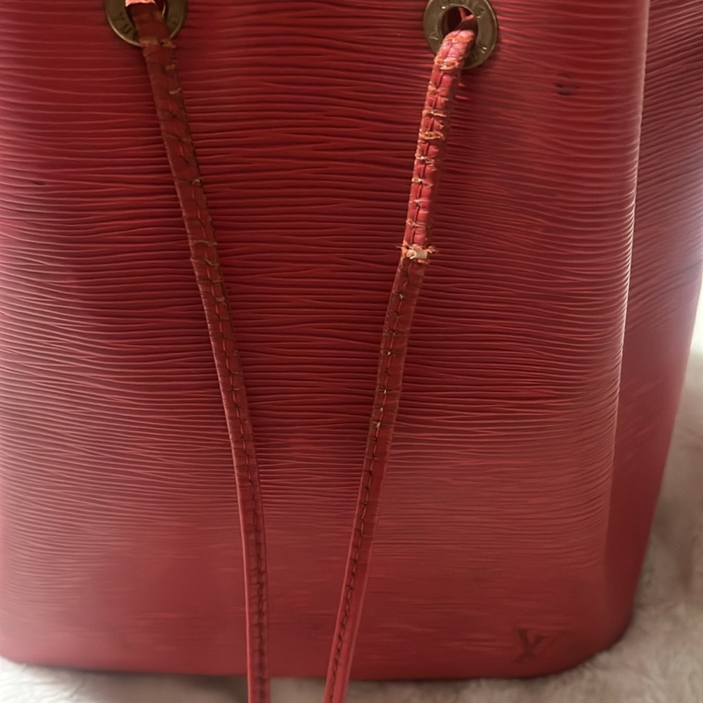 “LOUIS VUITTON” EPI LEATHER BUCKET BAG NOE - Picture 7 of 16